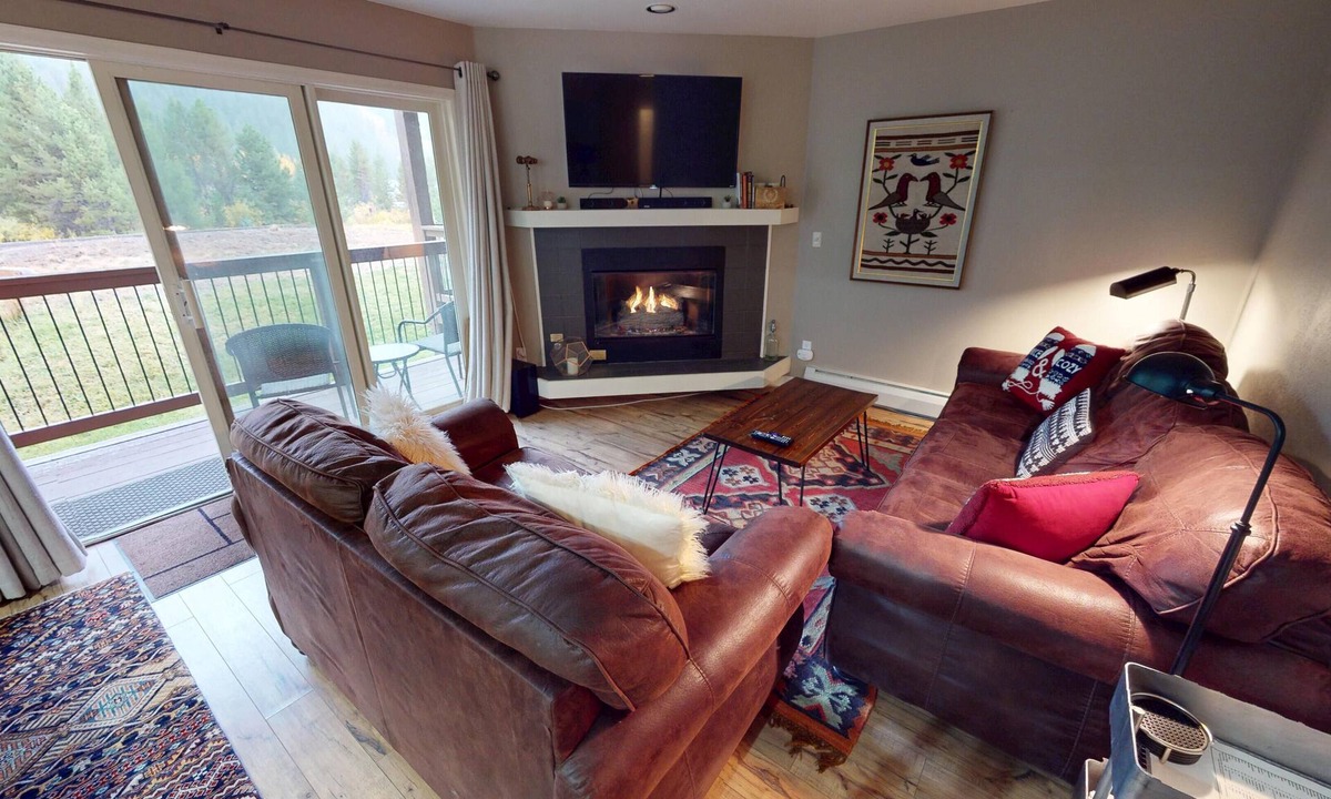 Mountain House Condo | On River Trail, 2 Hot Tubs! Ground Floor. Walk to Festivals, Dining, Shops