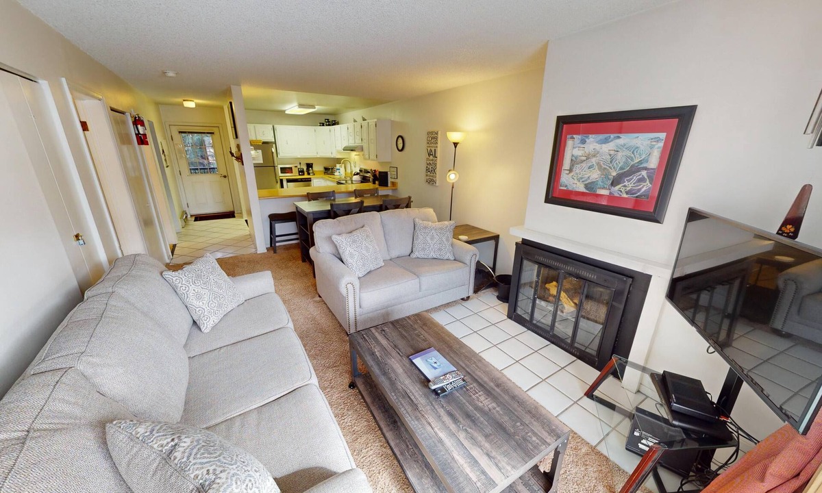 Mountain House Condo | On River Trail! Walk to Festivals, Dining, Shops. Hot Tub, Sauna!