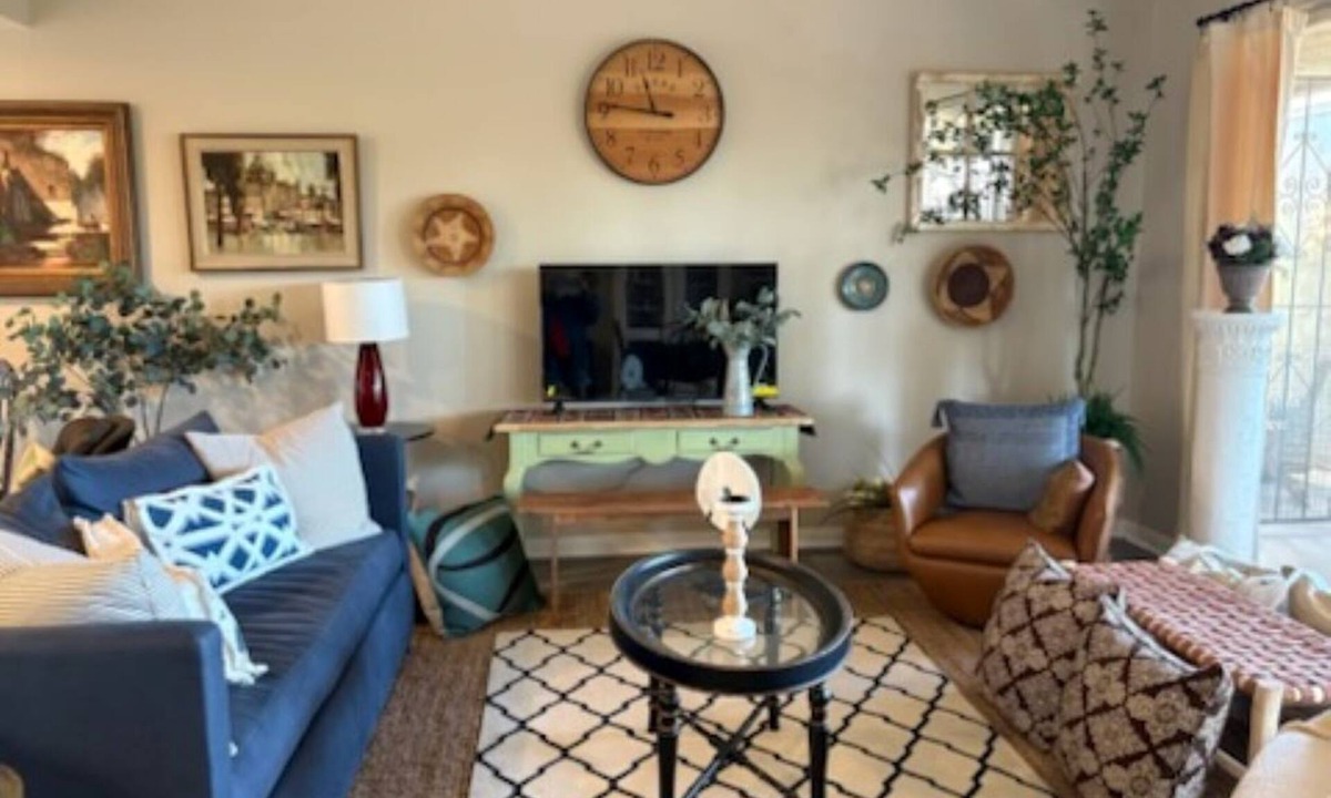 Sun City Condo | One Story furnished Large Open Floor Plan Covered patios Tennis Pool