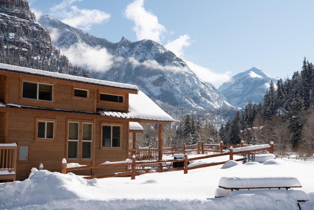 Ouray Cabin | Ouray Riverside Resort - Inn & Cabins
