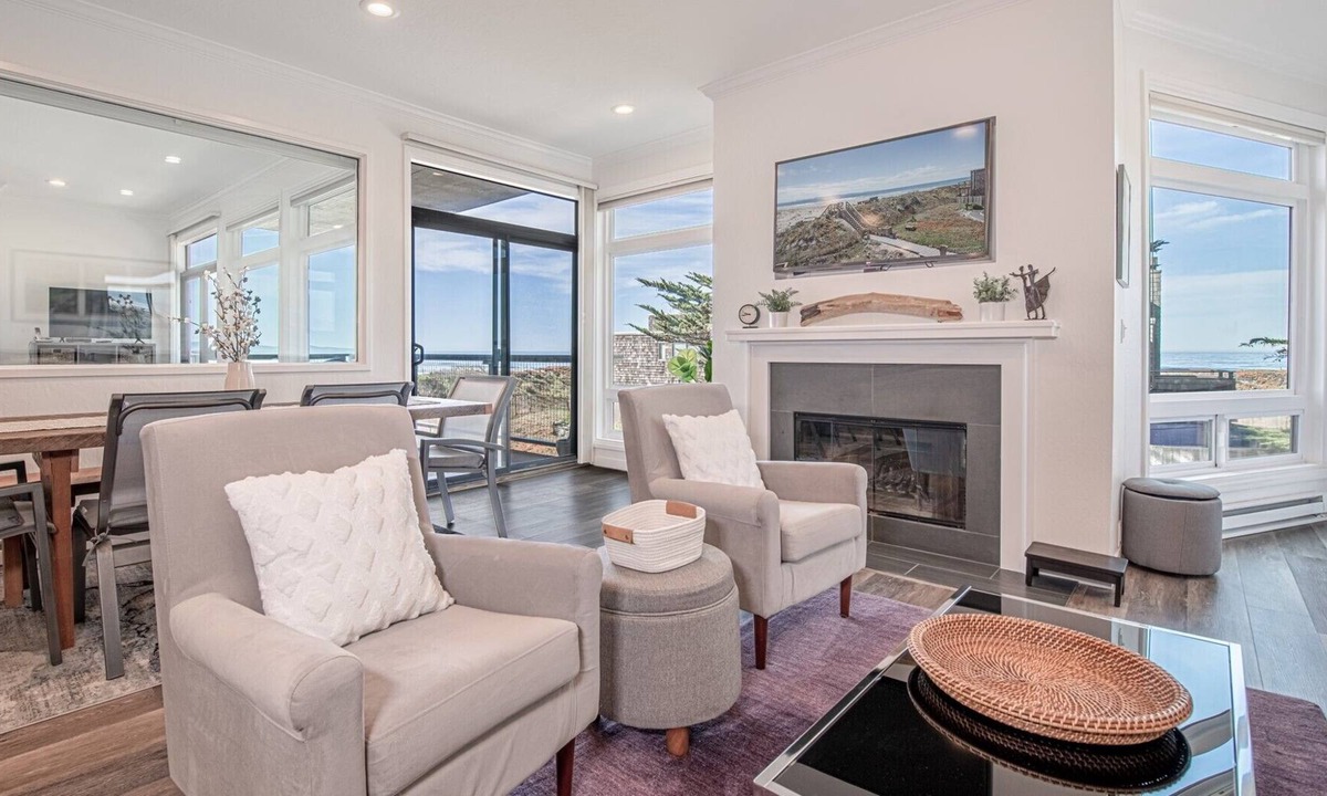 Watsonville Condo | Pajaro Dunes Resort: 3 Bedroom Remodeled Ocean View Condo - Easy Access to Beach