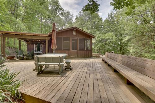 Carrollton House | Peaceful Carrollton Retreat w/Deck & Fire Pit!