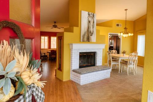 Hemet House | Peach Blossom Country House