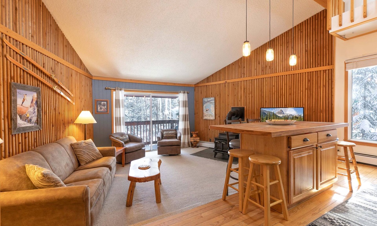 Peak 8 Condo | Peak 8 Village Retreat Condo: Great Year-Round Location