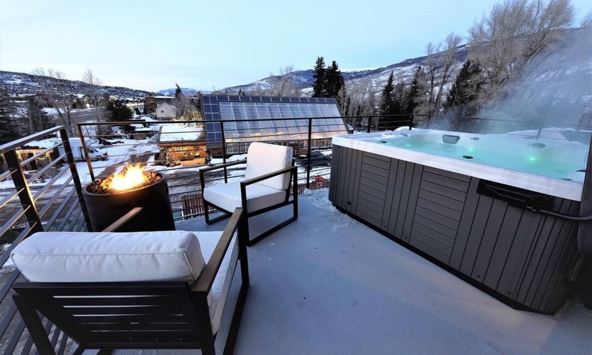 Willow Grove House | Penthouse with Private Hot Tub and Great Views