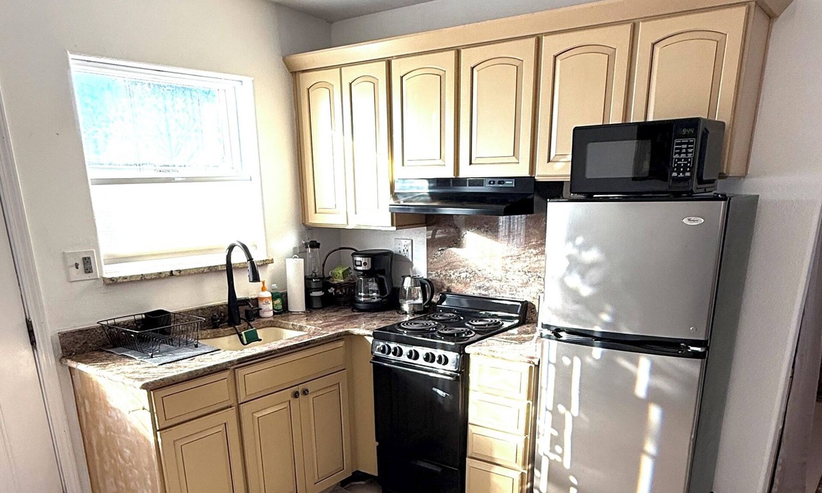 La Cienaga House | Perfect 1-bedroom bungalow in adorable Santa Fe Serenity neighborhood