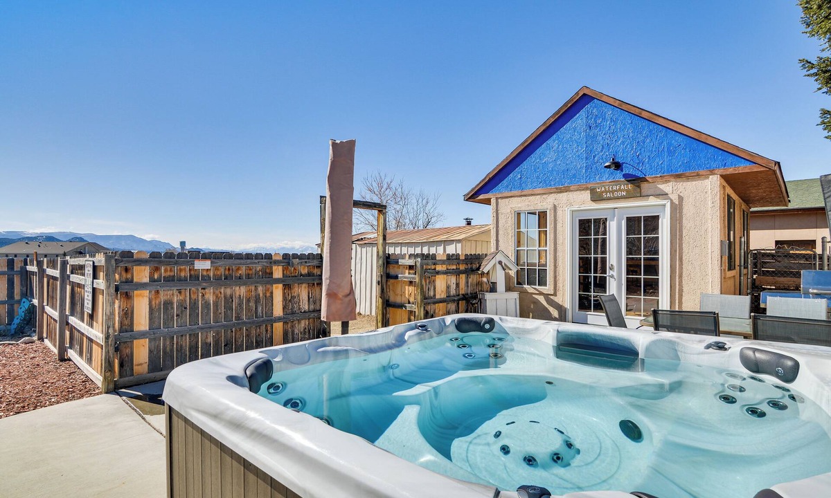 Buena Vista Cottage | Pet-friendly Buena Vista Home w/Yard & Hot Tub!