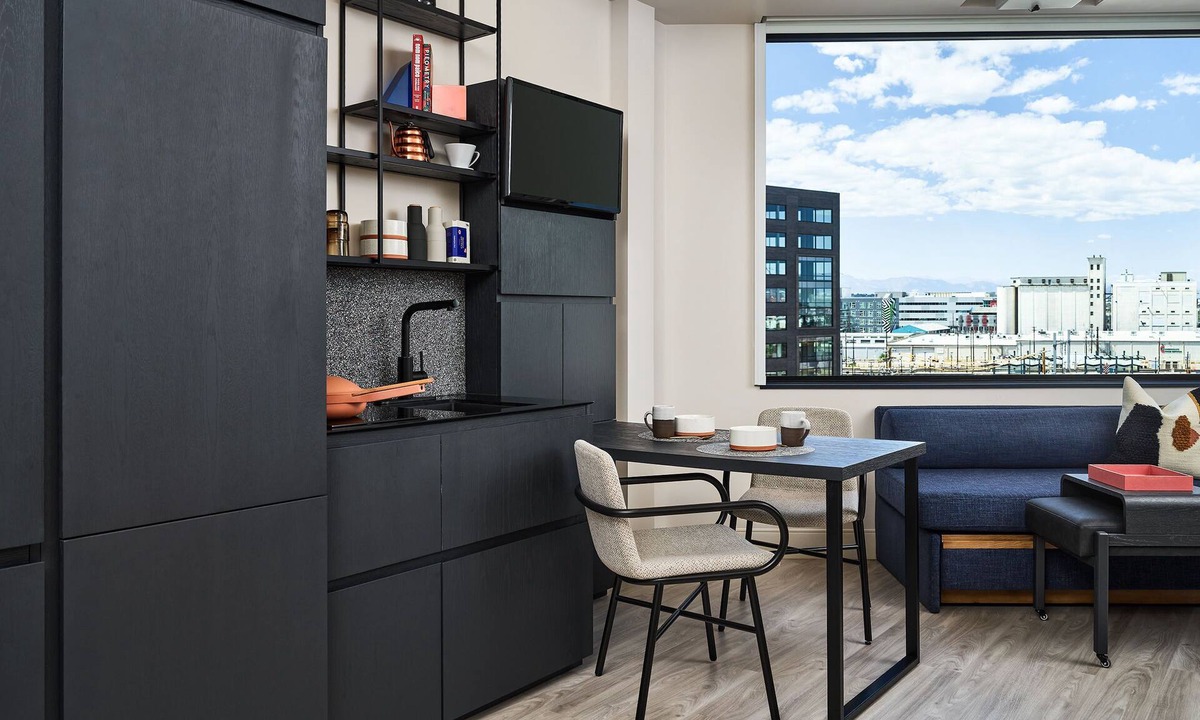 Cole Apartment | Pet Friendly + Executive Studio | 4K Projector