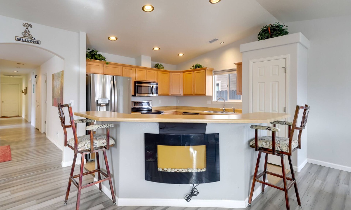 Fruita House | Pet-Friendly Fruita Home - Walk to Downtown!