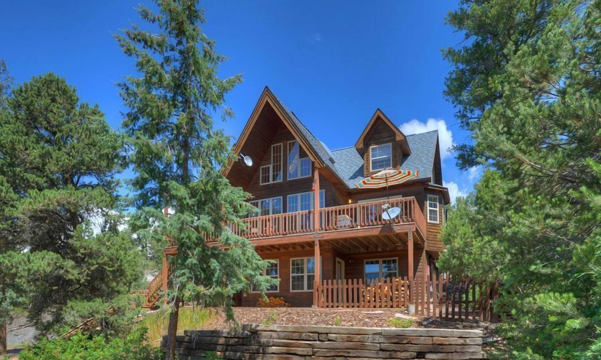 Durango House | Pet Friendly home on 3 Acres - Views - Fire Pit - 9 Minutes from DGO