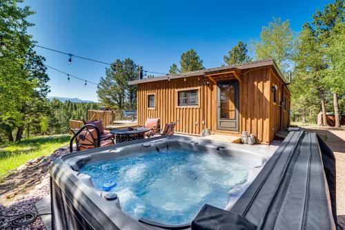Divide House | Pike National Forest Access: Secluded Divide Cabin
