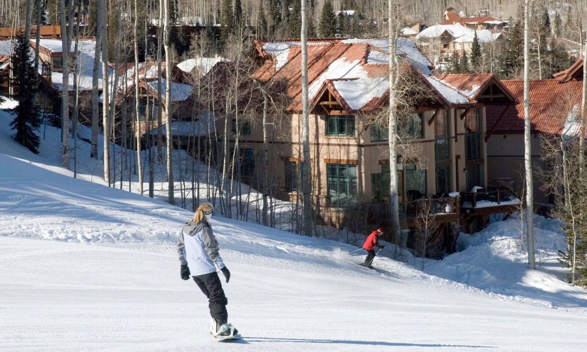 Mountain Village House | PINE MEADOWS 138- Gorgeous Ski-In/Ski-Out Condo w/Hot Tub & Views