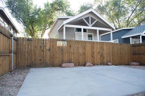 Moab House | Pine Tree Arch Cabin #15