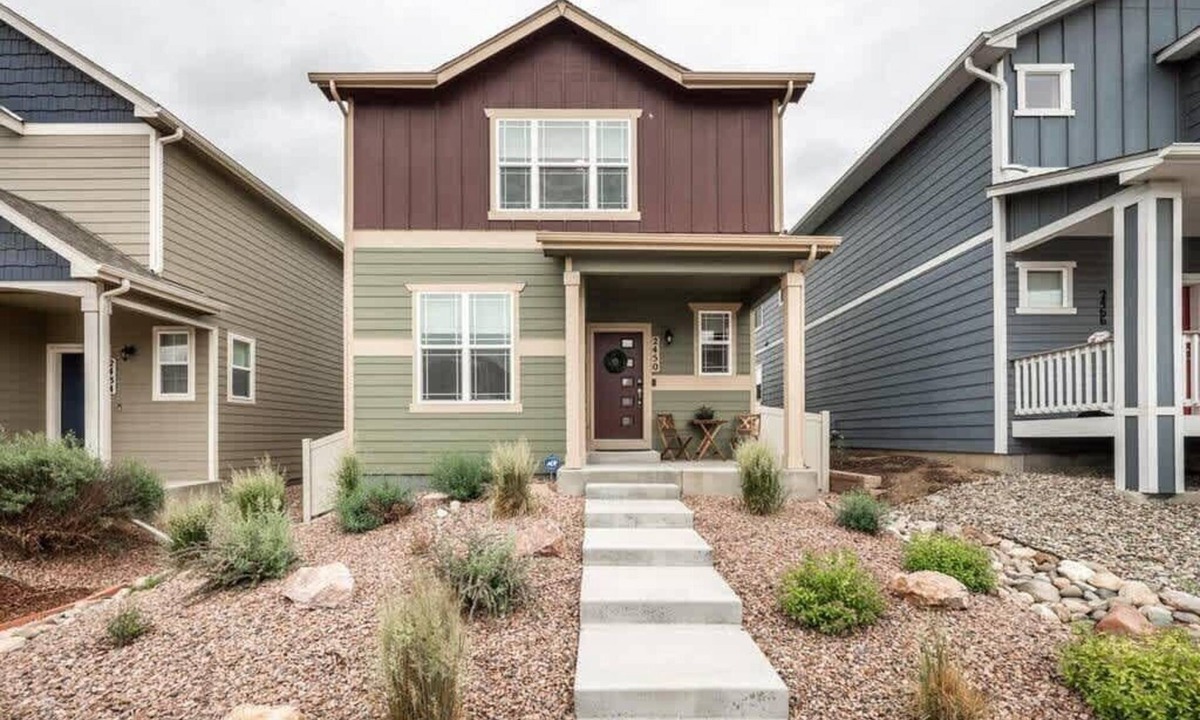 Central Colorado Springs House | Pioneer Retreat! Downtown High-End Haven