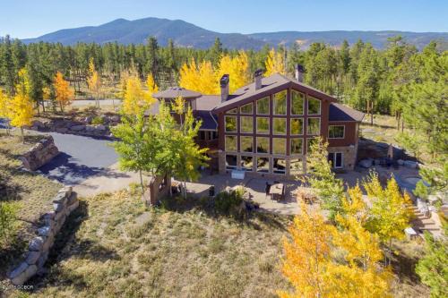 Granby House | Pole Creek Home 2940 I On Golf Course I Private Hot Tub I Great Views I Activity Program