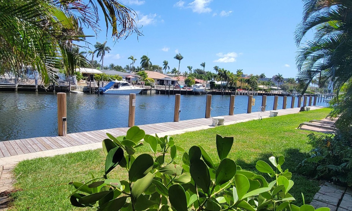Harbor Village Condo | Pompano Holiday Gem