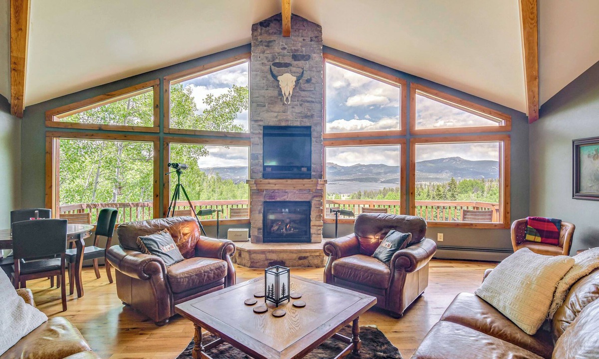 Indian Mountain House | Private 5 Acres w/Mtn Views: Park County Cabin!