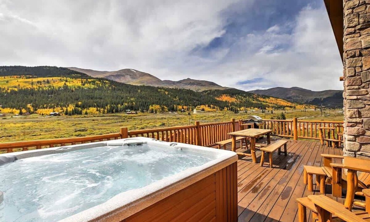 Alma Cabin | Private Cabin in Alma with Hot Tub and Beautiful Mountain Views!