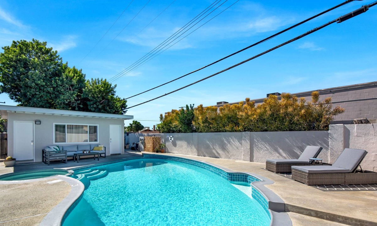 Westminster Apartment | Private Guest House w POOL & HOT TUB - 1 Bd 1 Ba