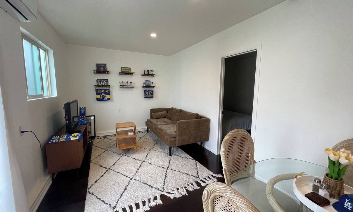 View Park-Windsor Hills Apartment | Private Guesthouse Near SoFi/Forum/Intuit/LAX