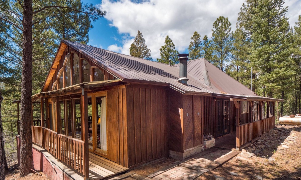 Guadalupita Cabin | Private Peak Velo Remote Mountain Retreat