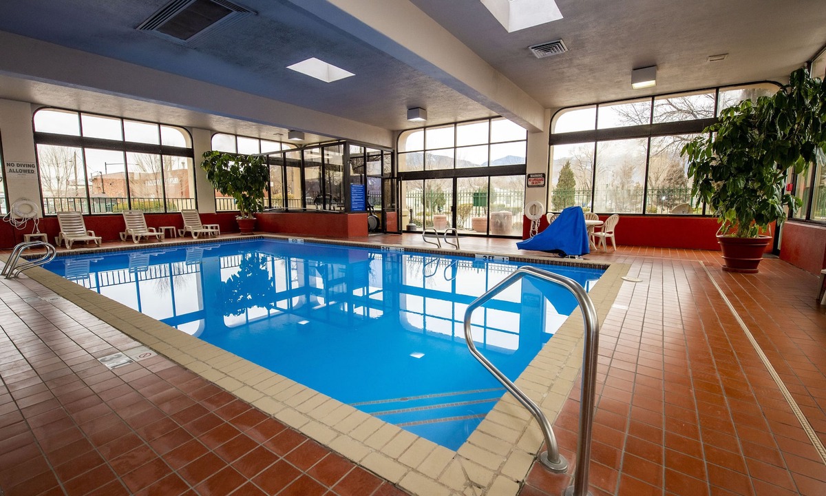 Central Colorado Springs Hotel | Quality Inn Colorado Springs South