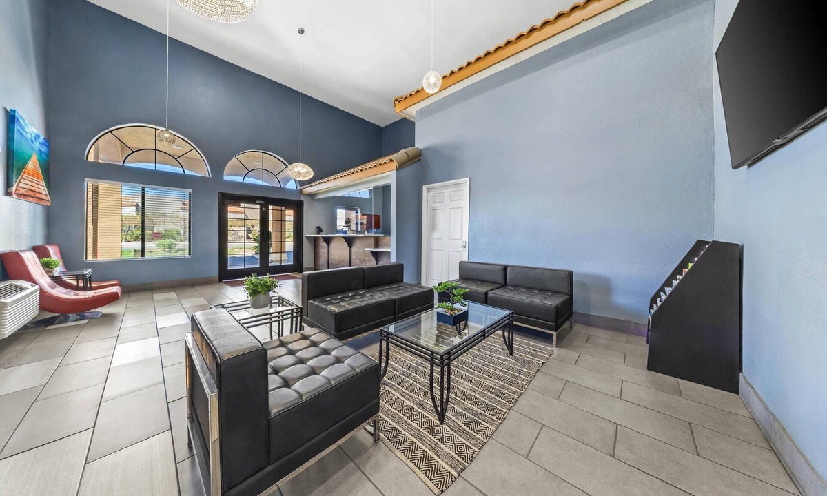 Hesperia Hotel | Quality Inn & Suites Victorville – Hesperia