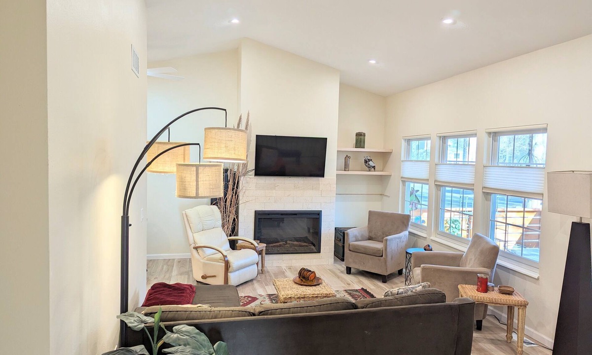 Palo Park House | Quiiet North Boulder neighborhood with pool!