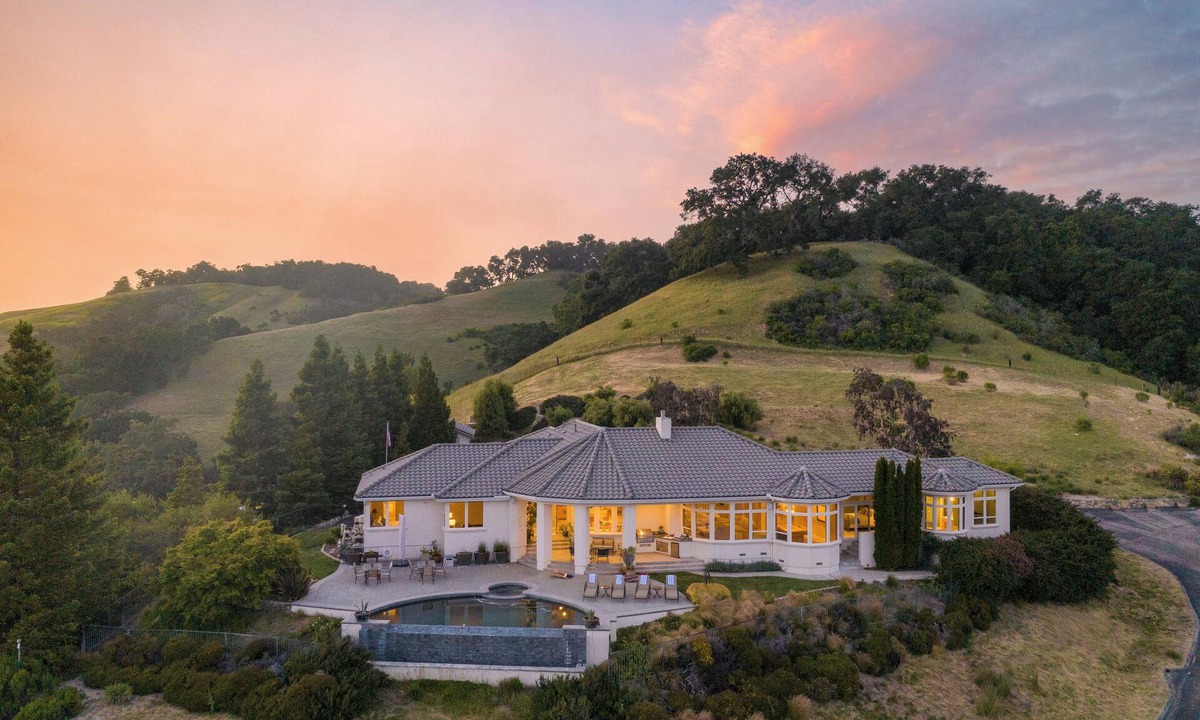 Templeton House | Rancho Notso Grande by AvantStay | Luxe Home, View