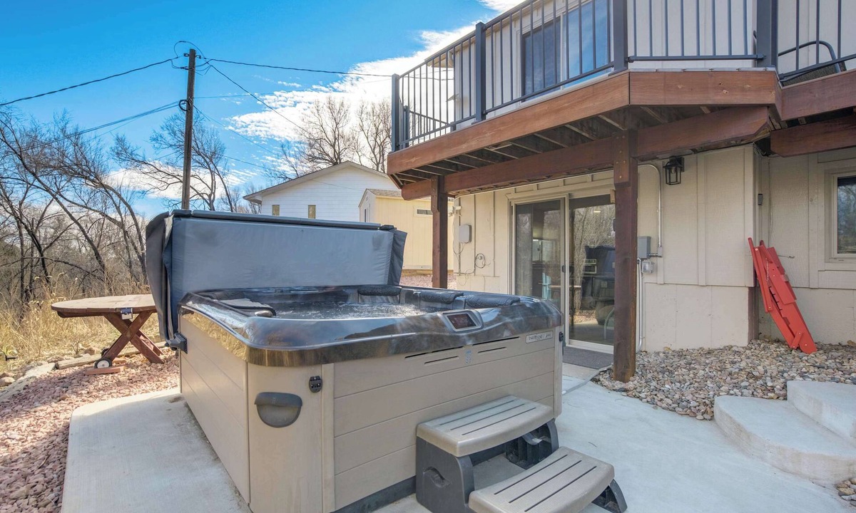 Cheyenne Meadows Apartment | Ravine Row! Cozy Getaway w/Hot Tub & Backyard