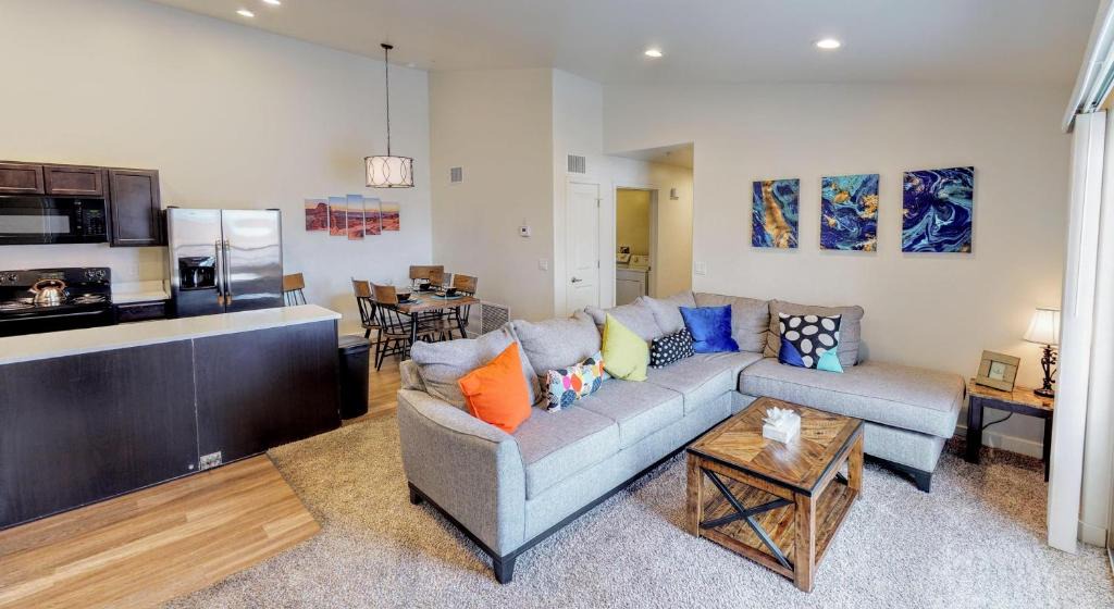 Moab South Valley Apartment | Red Cliff Condos #6i