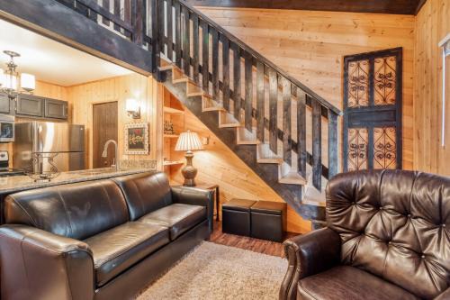 Angel Fire House | Redwood Commons B12