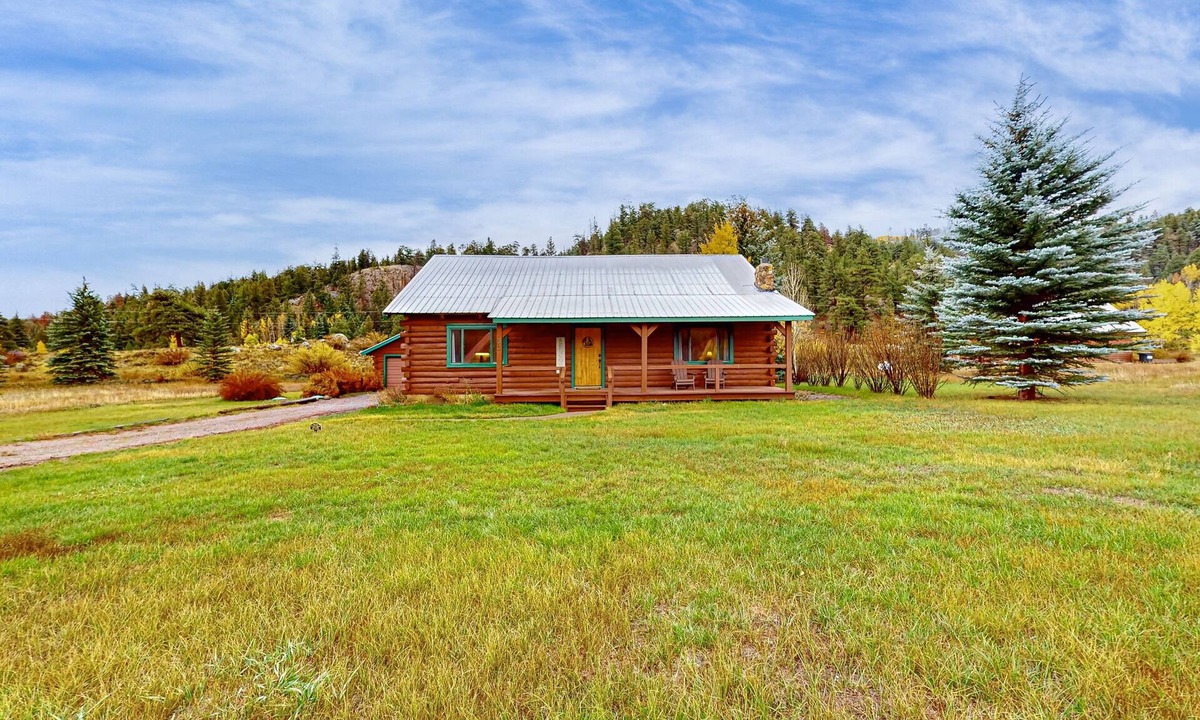 South Fork House | Relaxing mountain home, huge deck with great views and large private yard