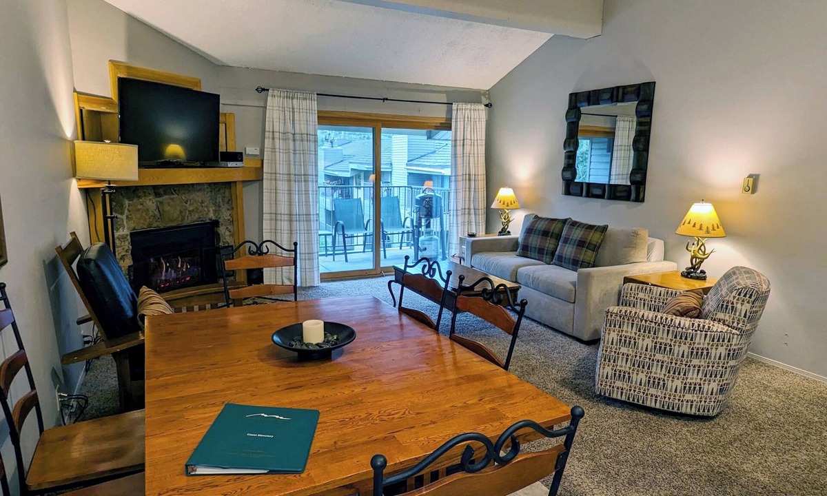 Avon Condo | Remodeled Condo w/FREE WiFi, Parking, Heated Pool, Hot Tubs, Skier Shuttles