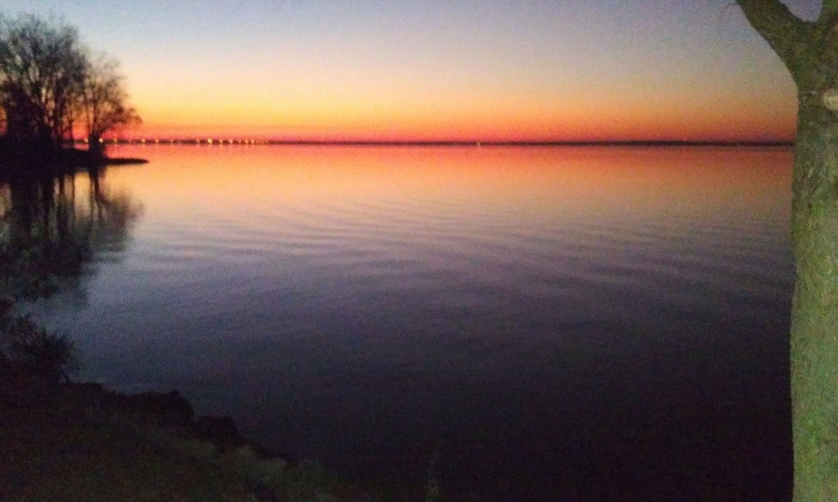 Gypsum House | Renovated LAKEFRONT home with AMAZING water views!