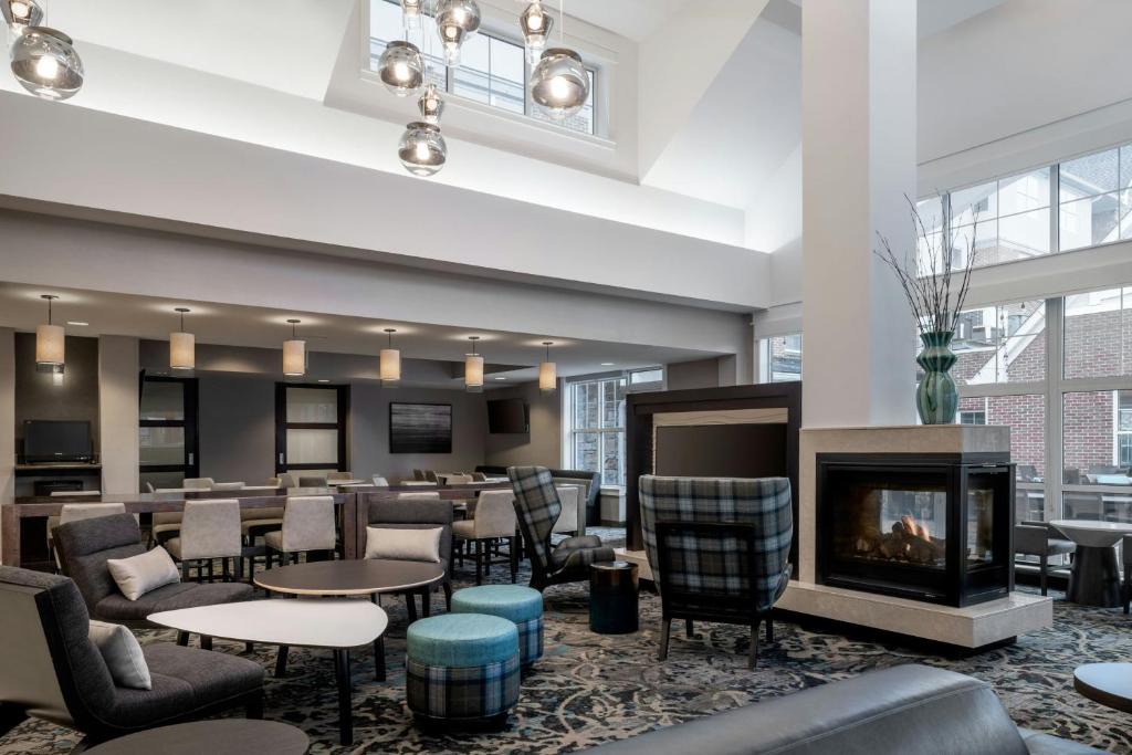Fairlawn Hotel | Residence Inn by Marriott Akron Fairlawn