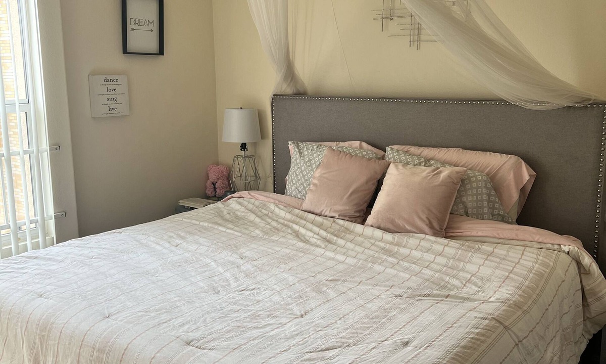 Little Tokyo House | Resort Style Apartment DTLA