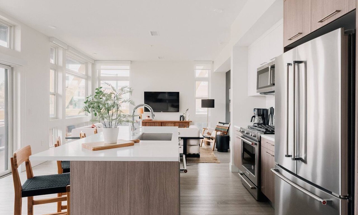 Highland Condo | Rhythm of Night | 2BR LoHi Loft w/Balcony