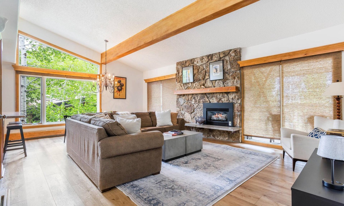 Vail Apartment | Riva Ridge 735 | 4BR Vail Village