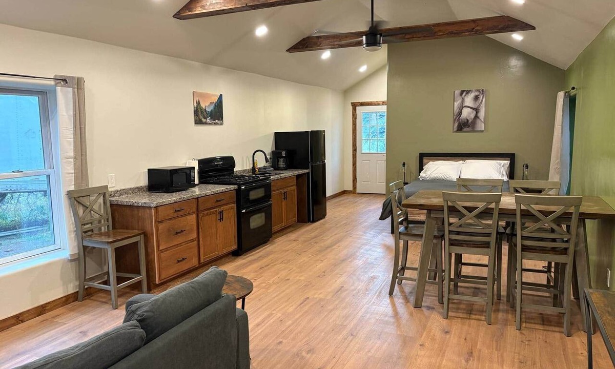 Bayfield Cabin | Riverside Studio Cabin near Pagosa Springs