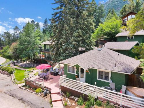 Green Mountain Falls House | Rockhound Cabin Stunning Views and Private Hot Tub