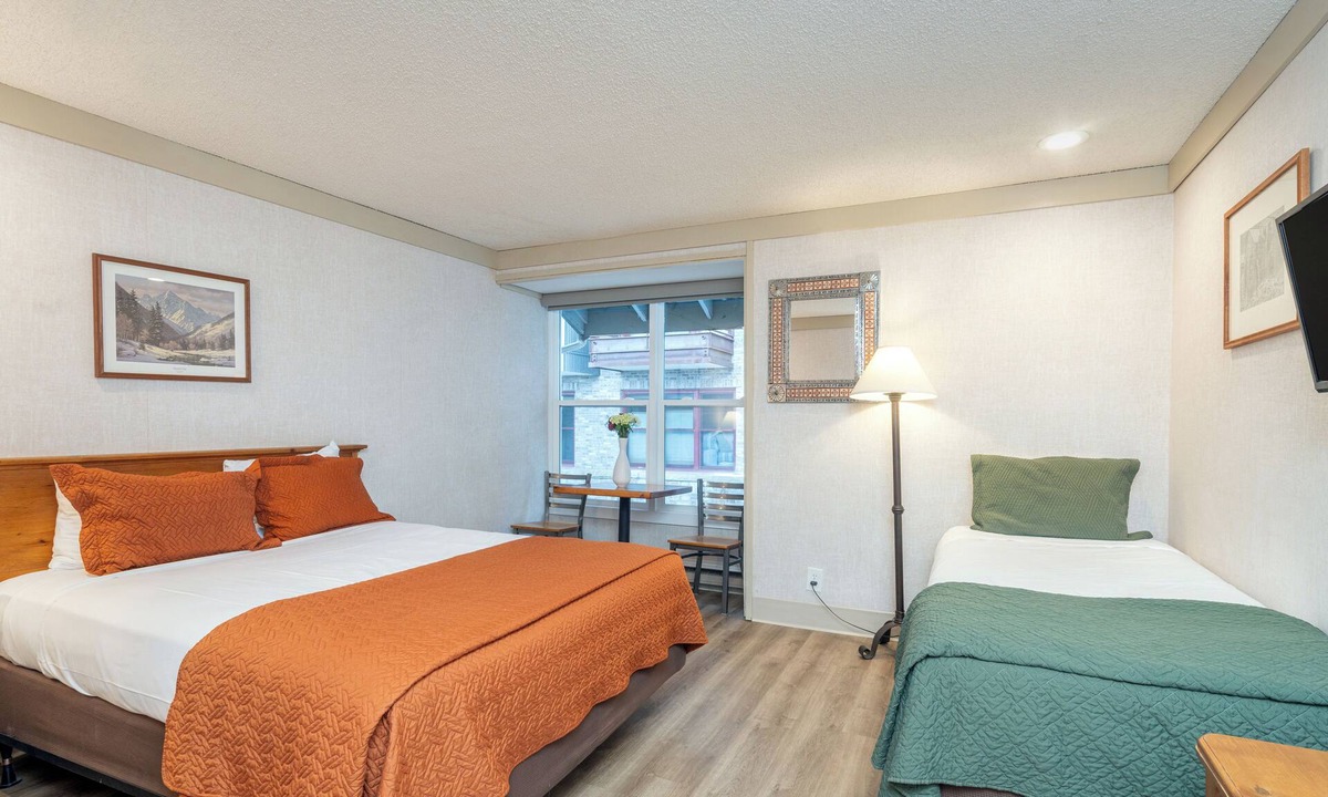 Telluride Hotel | Room With Kitchenette for Budget Travelers