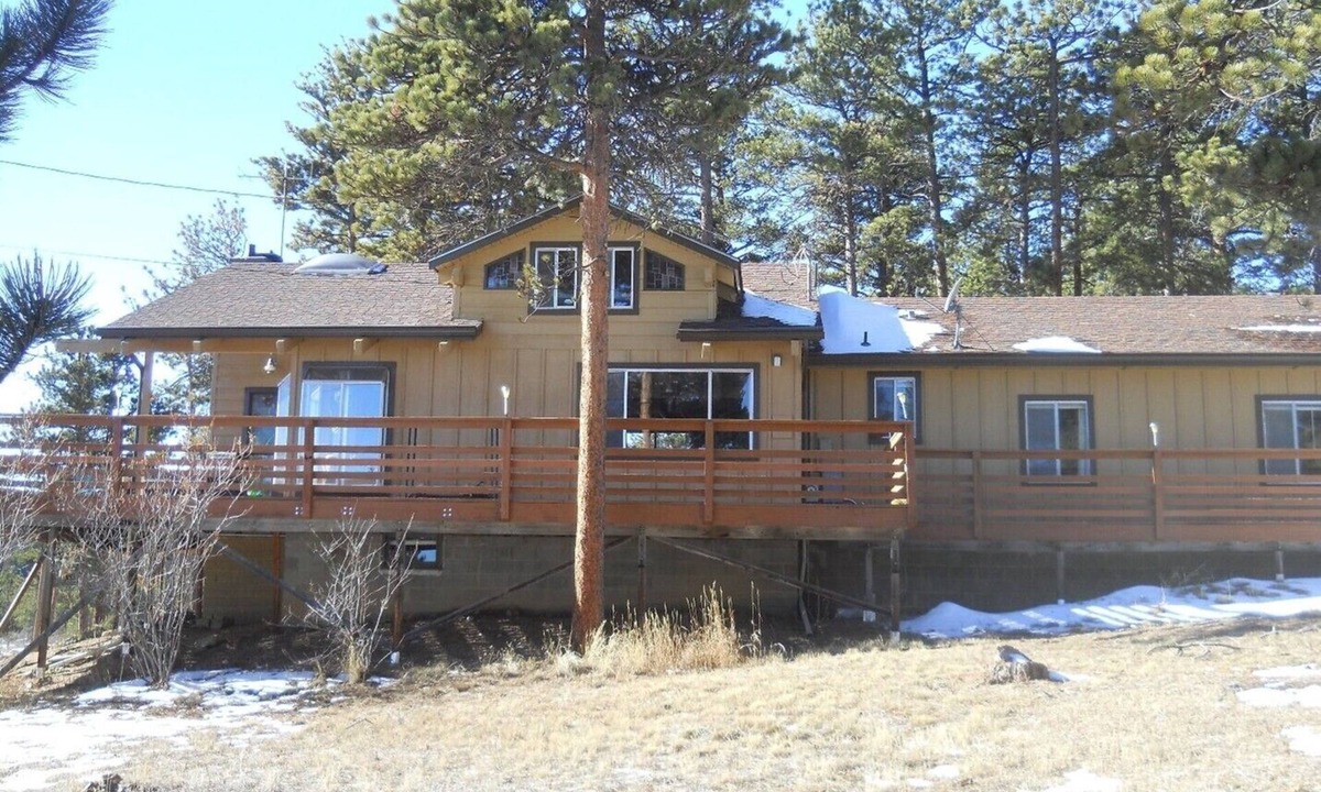 Boulder Ski Chalet | Rustic Beautiful Colorado Rocky Mtn Home w/Hot Tub Border of National Forest