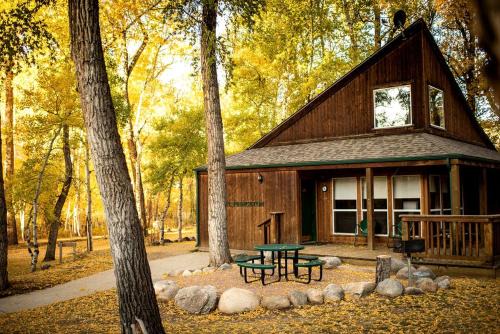 Salida House | Rustic Camping Cabin near the Royal Gorge in Salida, Colorado