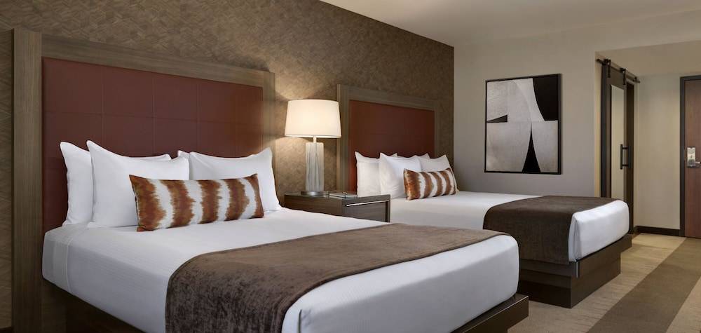 Centennial Hills Hotel | Santa Fe Station Hotel & Casino