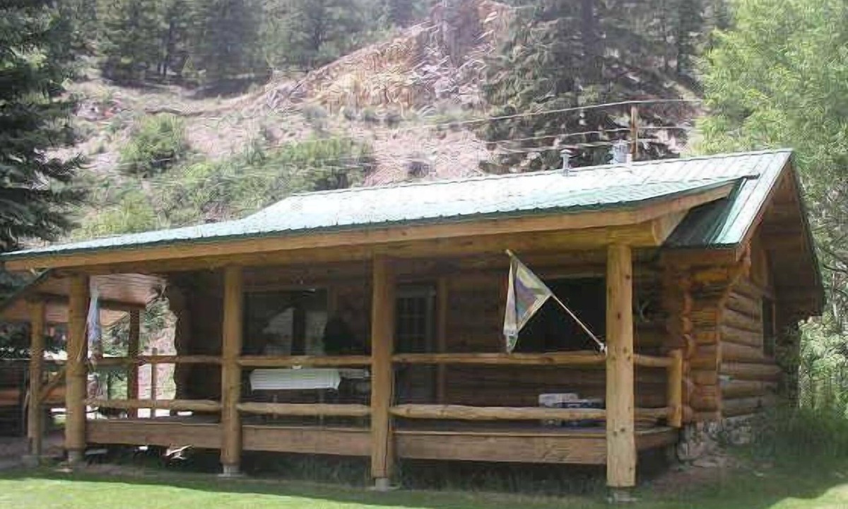 Lake City House | Scandanavian Vacation Rental