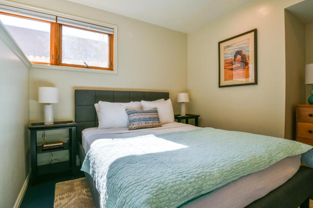 Moab House | Scarlet at StellaRuby Cottages