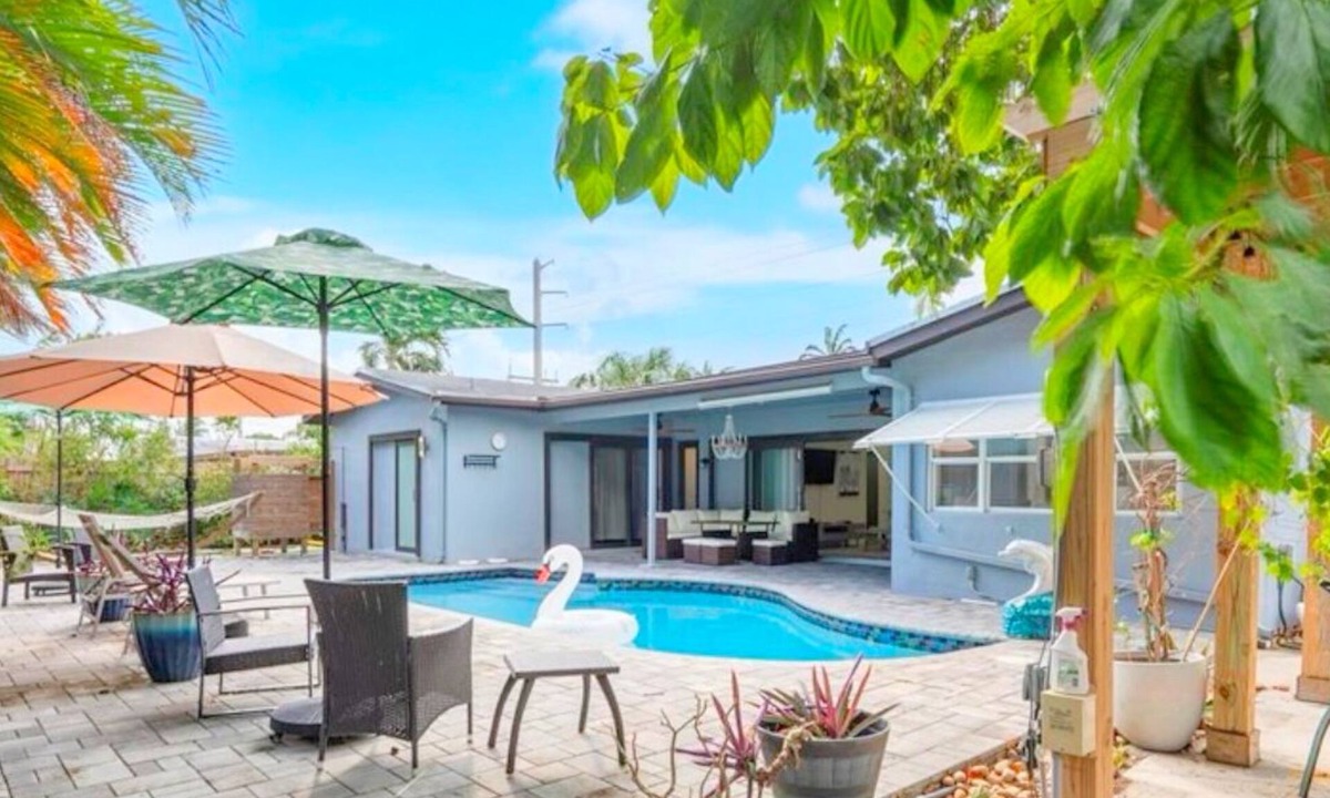 Imperial Point House | Serene 4-BR Home in Fort Lauderdale w/Heated Pool