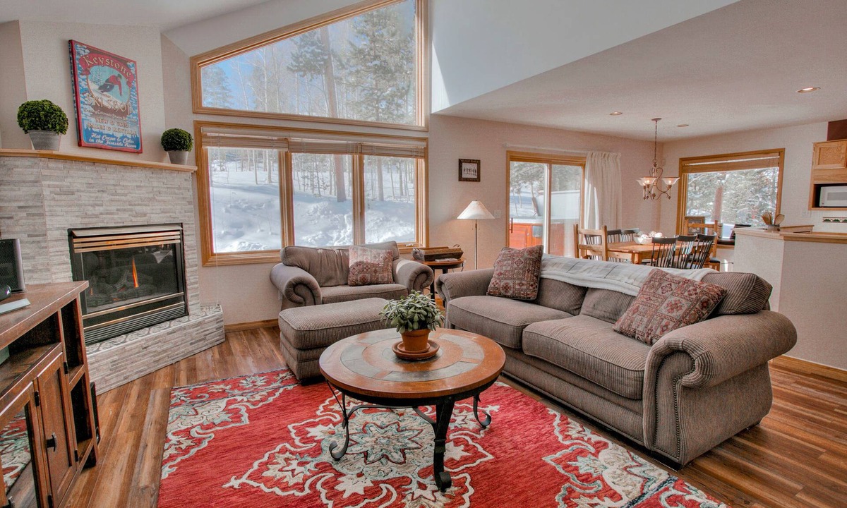 Wildernest House | Silverthorne Gem in the heart of Summit County