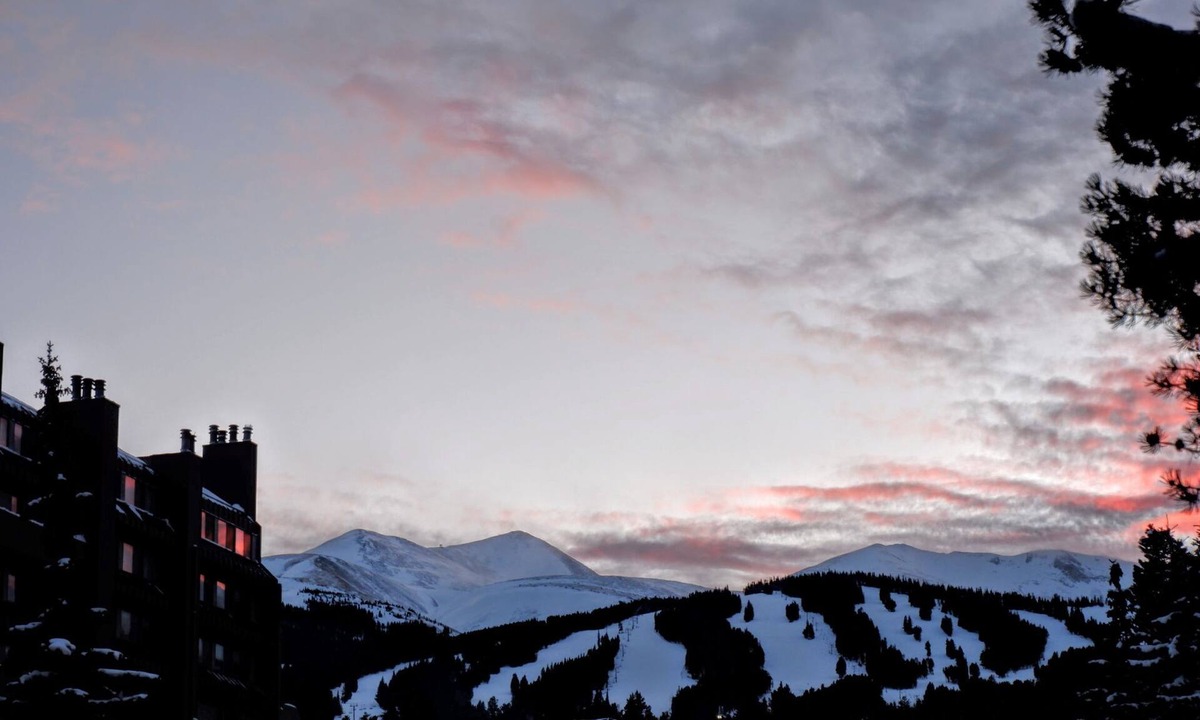 Peak 9 Apartment | Ski-In/Ski-Out. 9 Hot Tubs and Pools